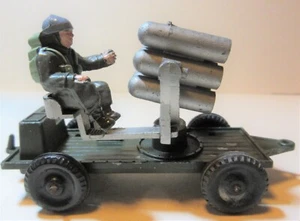 Lone Star Modern Army Vehicles & Fighting Units 3x3 Rocket Battery Trailer & Man - Picture 1 of 9