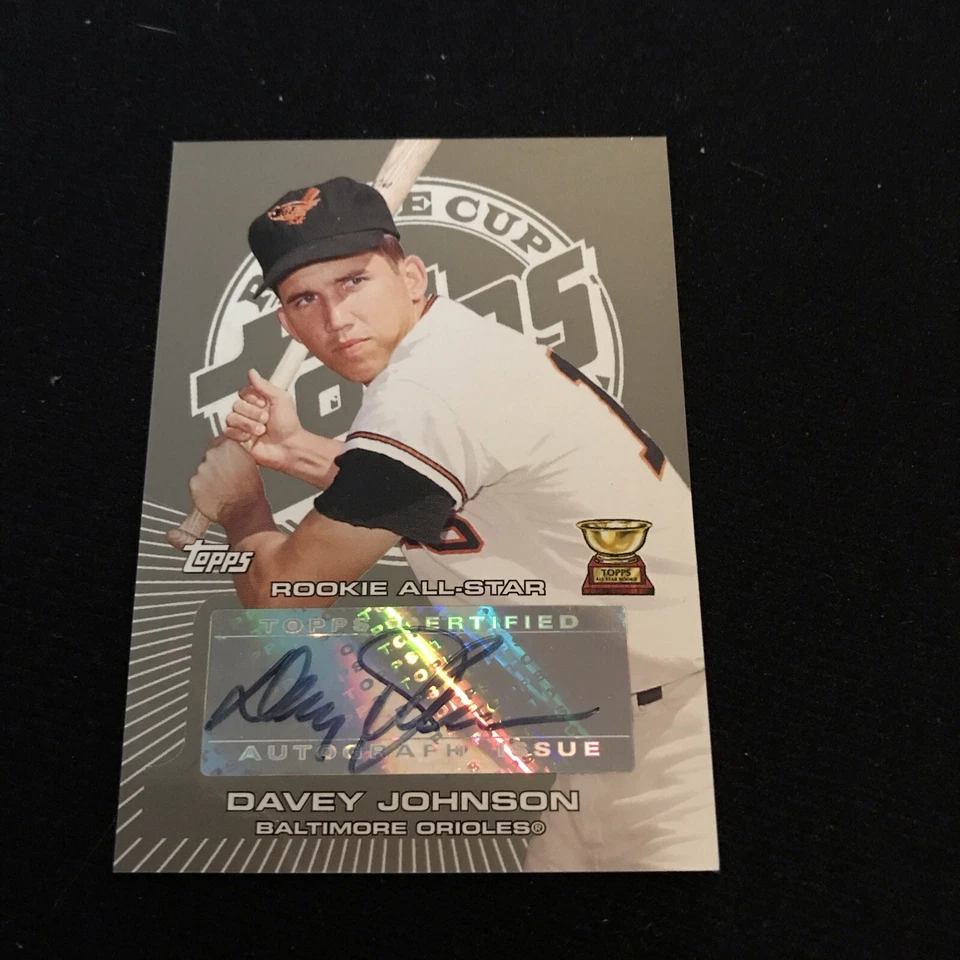 2005 Topps Davey Johnson Rookie All-Star Auto #RC-DJ Tigers - Imagem 1 de 2