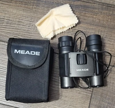Meade Binoculars Travel 8 x 21 - 384 feet / 1000 Yards  - Image 1 of 4