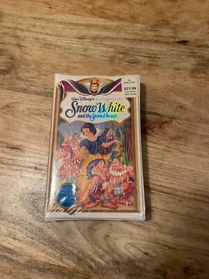 Snow White and the Seven Dwarfs (VHS 1994) Masterpiece Collection Insert Incuded - Image 1 of 4