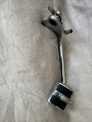 Honda Shadow Aero VT 750c 2007 palanca de freno lateral derecho con cubierta usada Foto 1 de 4