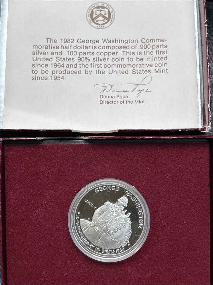 1732-1982 George Washington Commemorative Half Dollar Proof  Silver US Mint - Image 1 of 4