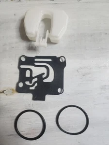 oem  Yamaha Carburetor FLOAT & GASKET  62Y-W0093-10 OEM 50HP 4 Stroke INCOMPLETE - Picture 1 of 4