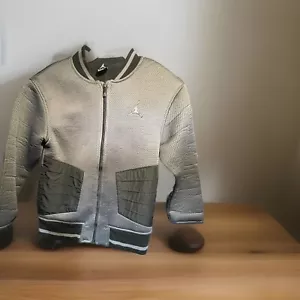Jordan Cost - Foto 1 di 3