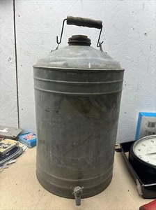 Vintage American Boyco Water Urn Galvanised Rustic Farmhouse Decor Item - Foto 1 di 18