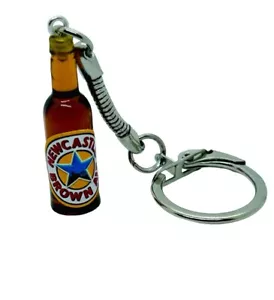 Cool NEWCASTLE BROWN ALE BOTTLE KEYRING fab PUB beer GEORDIE miniature KEYCHAIN - Picture 1 of 2