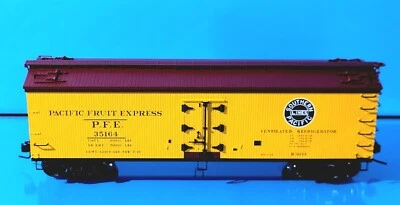 ATLAS 7708-10 "O" Pacific Fruit PFE 40' Woodside Refrigerator Car #35164 2-Rail - Image 1 of 3
