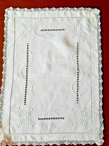  NAPPERON ANCIEN blanc  43cmx31,5cm @@OLD nap - Picture 1 of 4