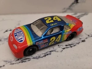 JEFF GORDON CUSTOM 1:64 DIECAST DUPONT 2004 BRISTOL FALL RACE Car - Picture 1 of 9