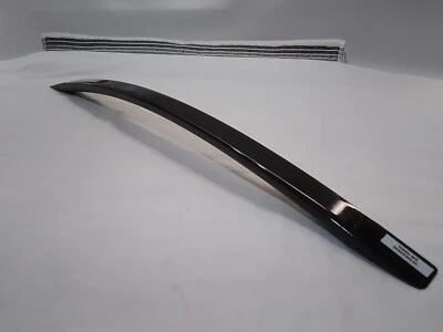 Manija de puerta de refrigerador Kenmore N.º de parte: W10642945 Foto 1 de 4