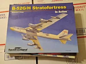 Squadron/signal publication B-52G/H Stratofortress In Action by Kenneth Katz - Picture 1 of 2