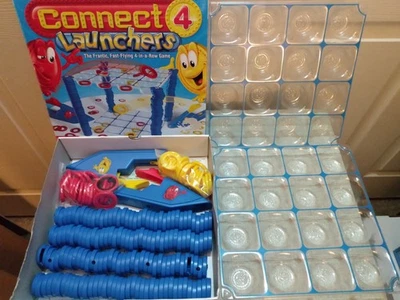 Hasbro 2010 Connect 4 Launchers Four in a Row Board Game 100% Complete Excellent - Image 1 of 4