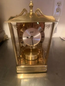 Antico orologio anniversario Schatz con pendolo a disco - BEx jl5 - Foto 1 di 3