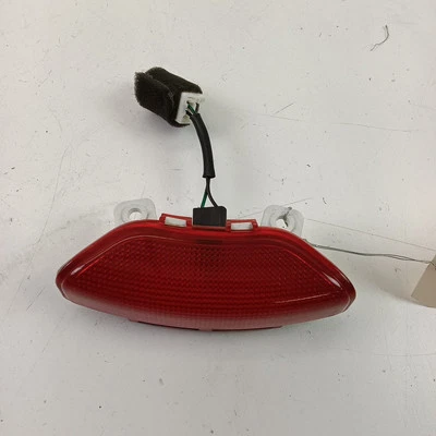 2007 08 09 10 11 2012 Hyundai Santa Fe Right Side Door Panel Courtesy Lamp Light - Image 1 of 4