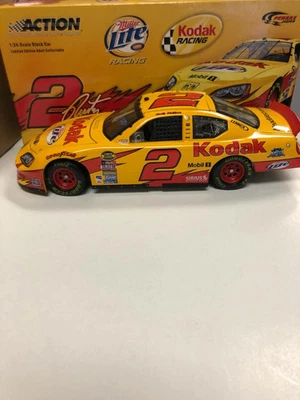 Cargador Rusty Wallace #2 Miller Lite/Kodak 2005 acción 1:24 110066 1 de 6.120 Foto 1 de 4