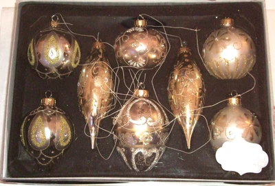 Besonderes Set mit 8 engl. Glas Weihnachtskugeln - Bella Lux - Original verpackt - Bild 1 von 4