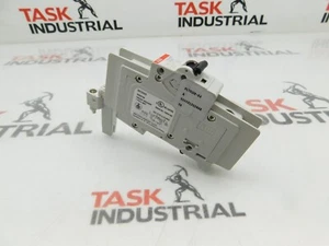ABB Circuit Breaker 1 Pole E212323 2CDS271337R0337/ PL701UP-K4 - Picture 1 of 6