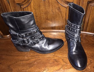 Russell \u0026 Bromley Low (1-1.9 in) Heel 