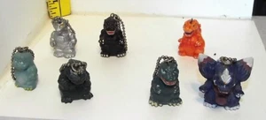 7 pc lot 1 3/4" Banpresto 1997 GODZILLA MINILLA MECHAGODZILLA KEY CHAINS - Picture 1 of 12