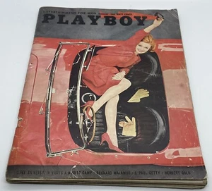 Playboy magazine August 1963 * Centrefold Intact * Please See All Photos - Foto 1 di 5