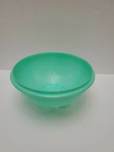 Tupperware Vintage Jadeite Green Colander Strainer Bowl #339 Jadite Jade - Foto 1 di 3