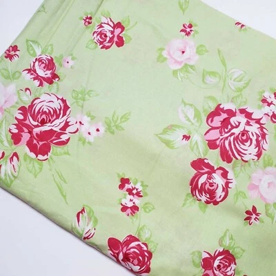 Tanya Whelan Fabric Grand Revival Darling Roses Shabby Chic 缝制脂肪四分之一 — 第 1/2 张图片