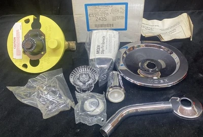 Rubinetto doccia vasca Moen Legend completo 2435 NOS MAI USATO - Immagine 1 di 4