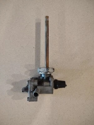 Honda CBR900RR 1998 tanque de combustible Petcock Foto 1 de 4