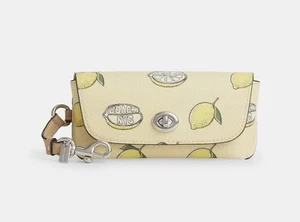 Estuche para gafas de sol Coach nuevo con etiquetas con estampado de limón CAP11 en Garden Glade Multi - Imagen 1 de 7