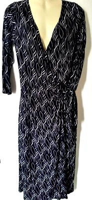 Women's Evie Black & White Geometric Print Wrap Buckle Dress 12 UK - Image 1 of 4