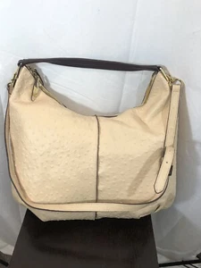 Gili Shoulder Handbag - Picture 1 of 10