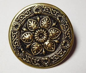 Bouton ancien XIXème - à voir - Foto 1 di 2