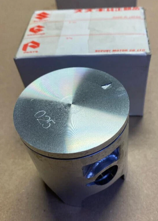 Suzuki OEM Piston Oversized 0.25 1986-1988 RM RM125 RM-125 12103-01820-025 - Image 1 of 1