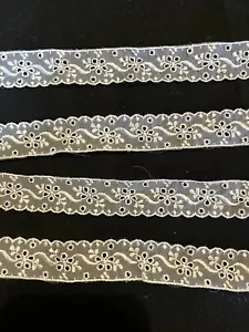 LACE 1 " WHITE NEW BY THE YARD - Picture 1 of 4