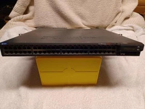 Conmutador Juniper Networks EX4200 - 48 puertos  - Imagen 1 de 6
