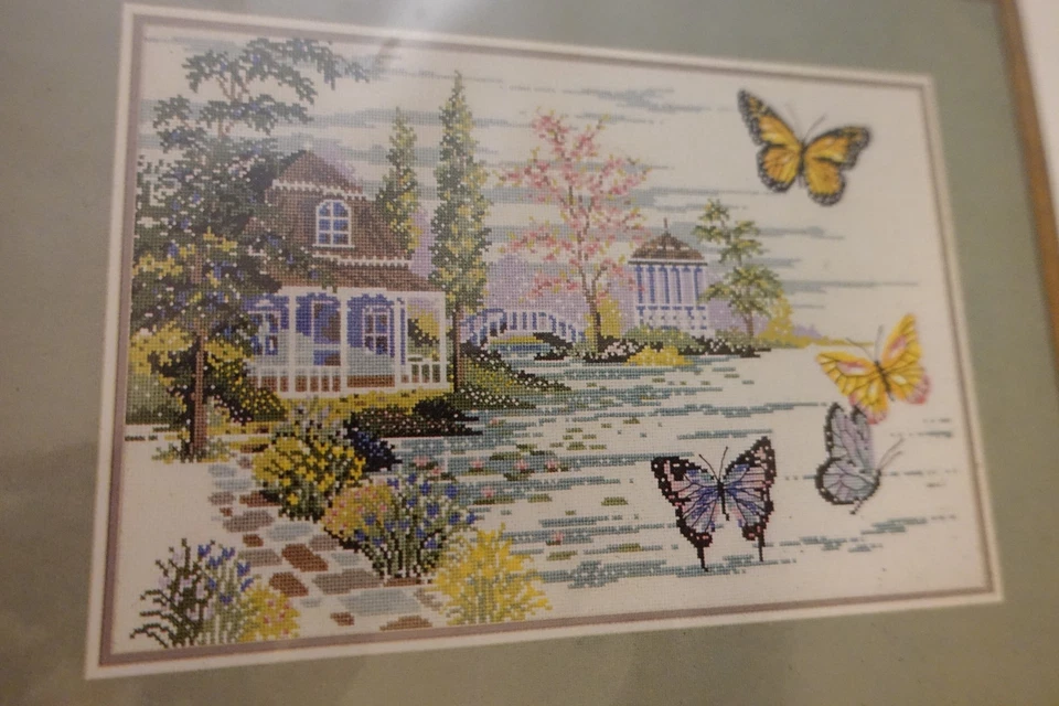 Janlynn Cross Stitch Pattern Summer Retreat  - Image 1 of 1