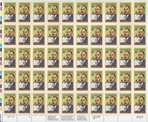US Percy Lavon Julian 29c Stamp Sheet Scott #2746 - Picture 1 of 1