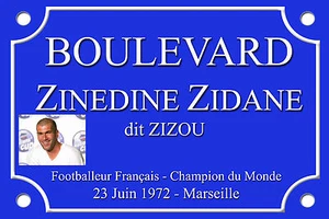 REPLIK PLATTE STRAßE FUSSBALL ZINEDINE ZIDANE ZIZOU 30X20ALU - Bild 1 von 1