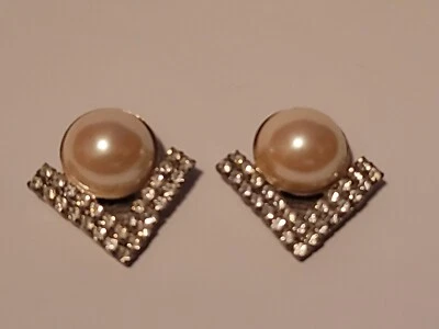 Disfraz de colección imitación perla estrás transparente pelo/zapato clip-on joyería tono plata Foto 1 de 4