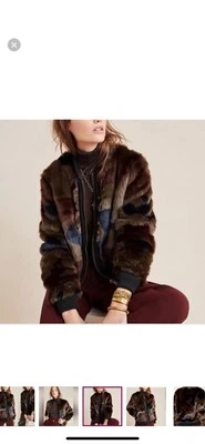 Jaqueta bombardeiro Marrakech Alyssa Anthropologie camuflada pele sintética tamanho M - Imagem 1 de 4