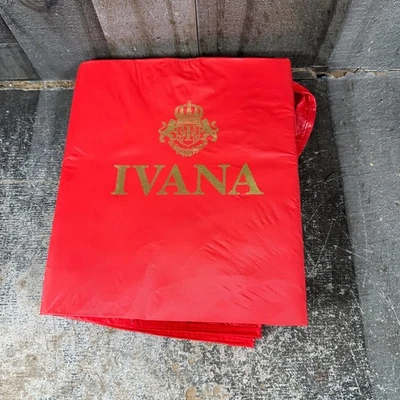 Винтажная большая красная сумка для одежды IVANA TRUMP 40 дюймов - Изображение 1 из 3