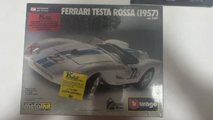 1:24 BURAGO METAL KIT FERRARI TESTA ROSSA 1957 Cod 5507 - Spedizione Veloce - Foto 1 di 5