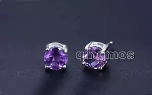 OFERTA Pendiente de perno clásico de circón púrpura de cuatro garras plata 925-ea574 - Imagen 1 de 16