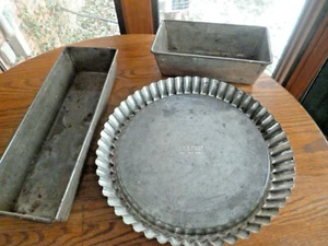 Mixed Lot 3 Vintage Metal Bakeware, EKCO Bread Tins & Dr. Oetker Fluted Tart Pan - Picture 1 of 8