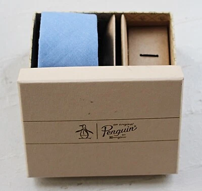 New - Original Penguin 1980s Style Skinny Tie, Blue Thatched - in Box - Image 1 of 4