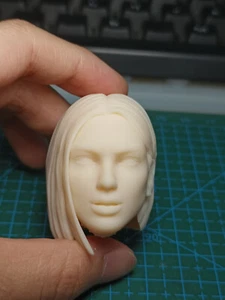 1:6 Short Haired Actres Head Sculpt Carved For 12"  Female Action Figure Body - Picture 1 of 7