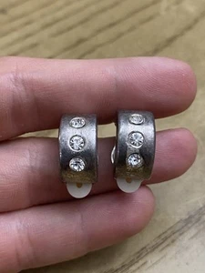 Vintage Estate 925 Sterling Silver Signed Clip On Earring - Picture 1 of 2
