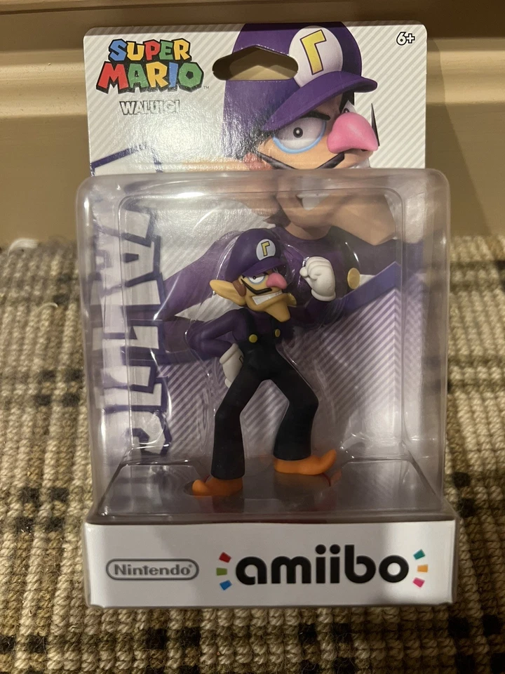 Amiibo: Super Mario Series - Waluigi - Nintendo Wii U - Image 1 of 1