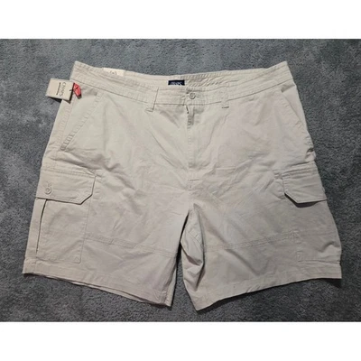 Chaps Men's Relaxed Fit Cargo Shorts Stone Beige Size 46 NWT - Image 1 of 4