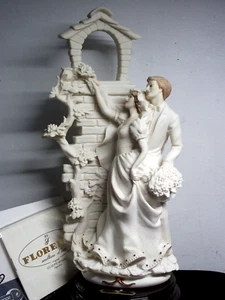 Giuseppe Armani 'Love in Bloom' Coppia Sposata con Bouquet Scultura - Nuovo con scatola - Foto 1 di 12